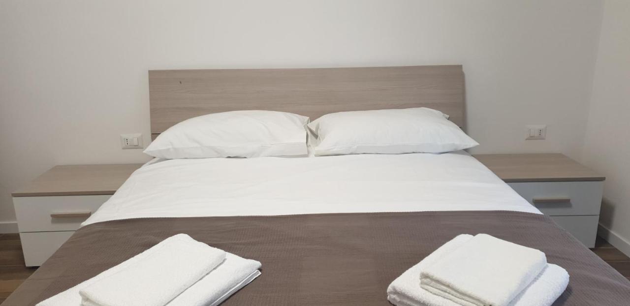 Appartamento Roma Casa Vacanza Sea House Rome 50 Metri Dal Mare Lido di Ostia Eksteriør billede