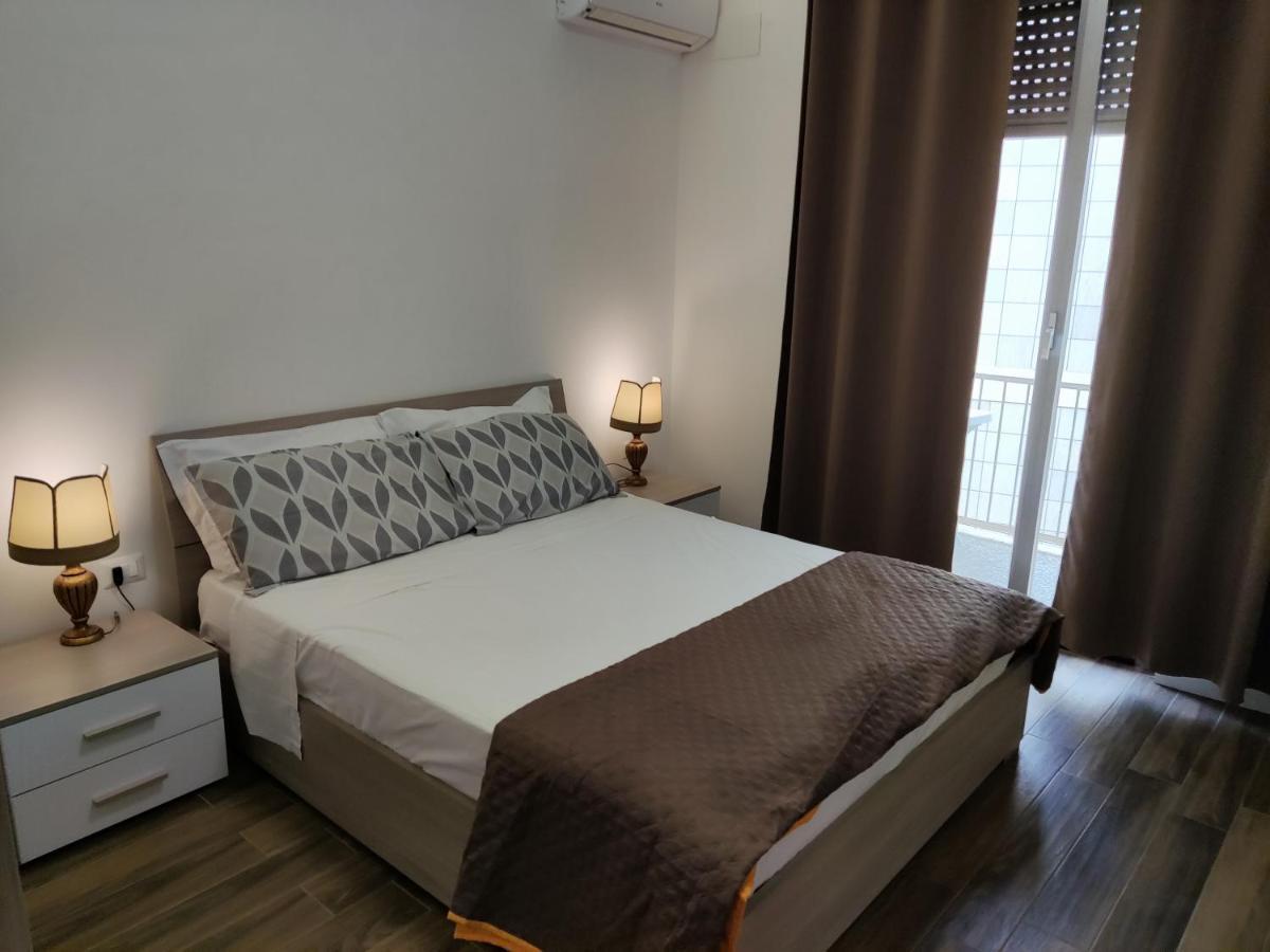 Appartamento Roma Casa Vacanza Sea House Rome 50 Metri Dal Mare Lido di Ostia Eksteriør billede
